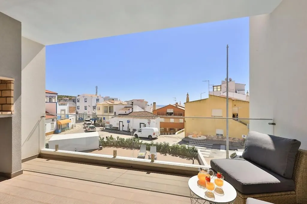The Hub Central Apartment Burgau