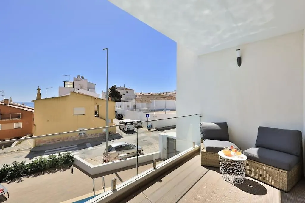 The Hub Central Apartment Burgau