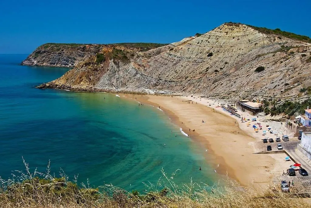 The Hub Central Apartment Burgau 0*,