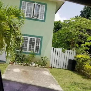 https://signature-greens-at-the-country-club.greaterantilleshotels.net